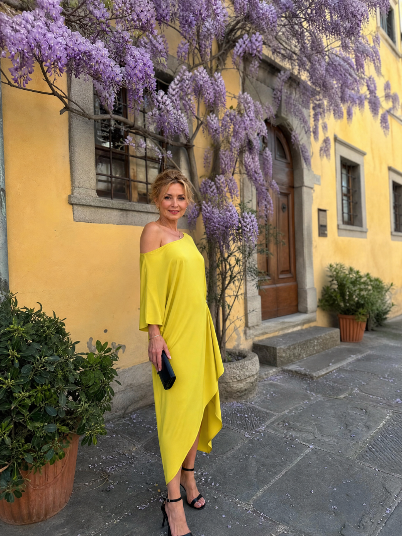 Zekel | One Shoulder Draped Midi Dress